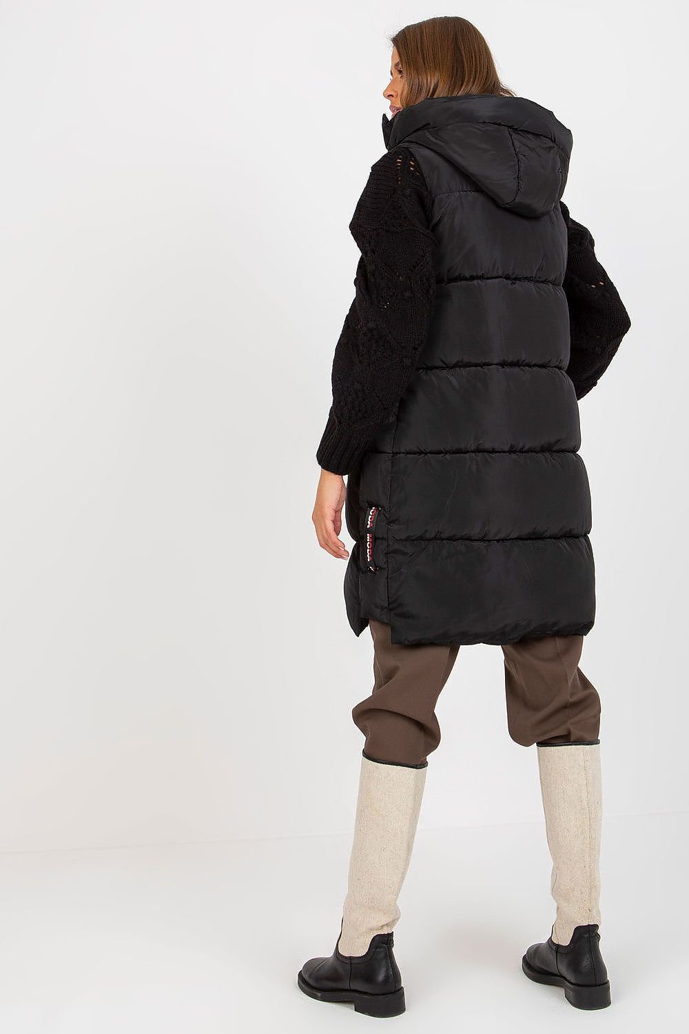 Down quilted vest with hood