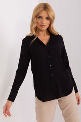 Women's shirt with long sleeves and a collar