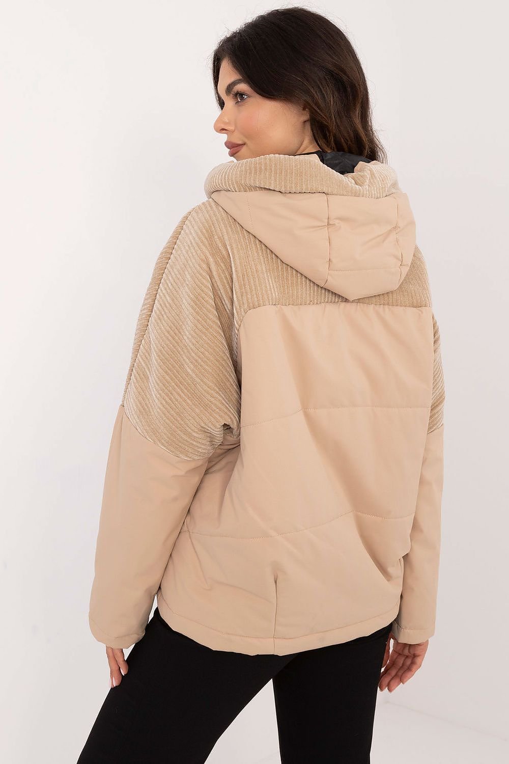 Women's transitional quilted jacket