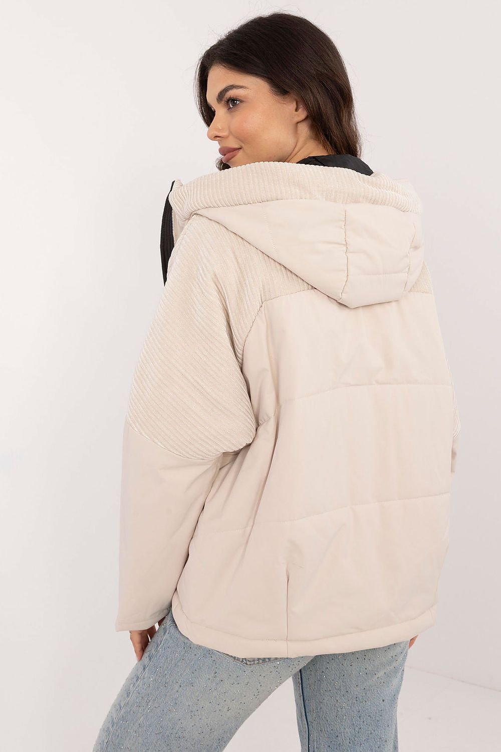 Women's transitional quilted jacket