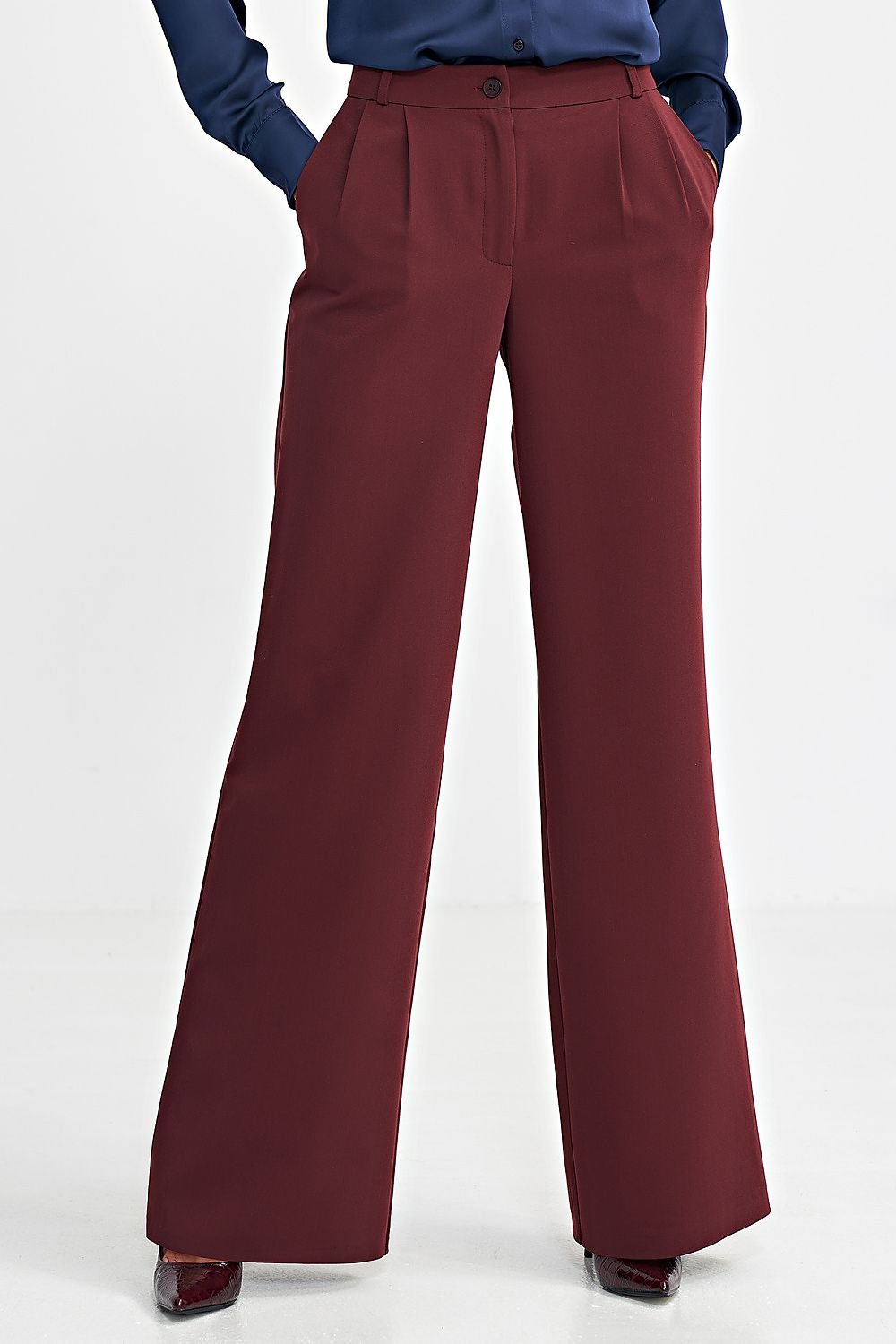 Women's relaxed fit pants