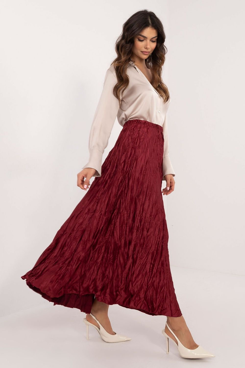 Elegant skirt ideal for everyday, work, formal occasions and events