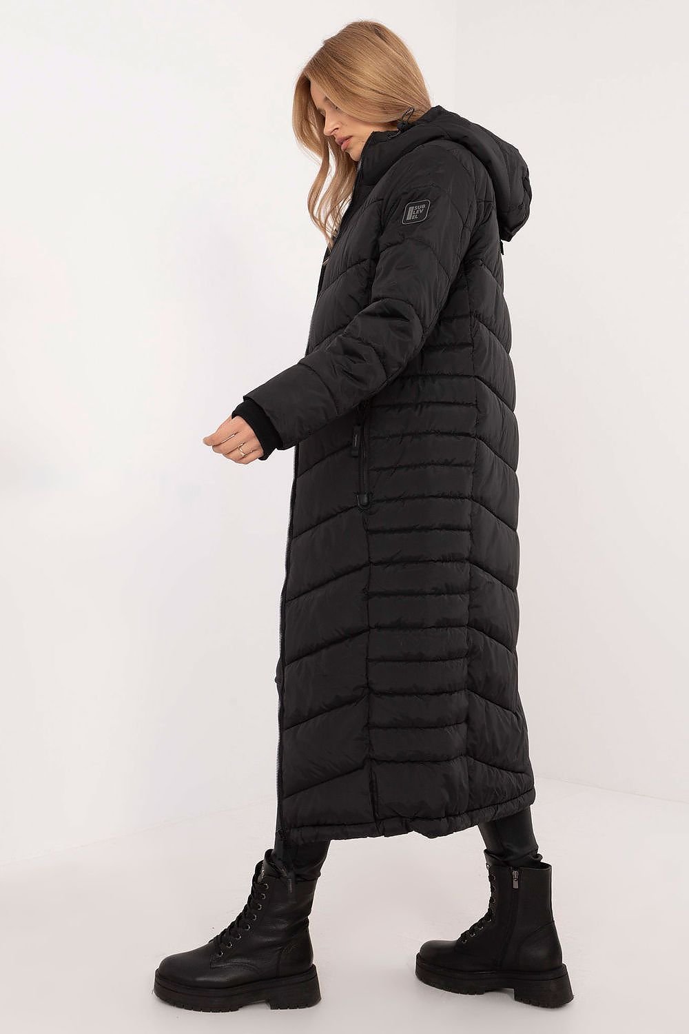 Elegant and comfortable long women's jacket