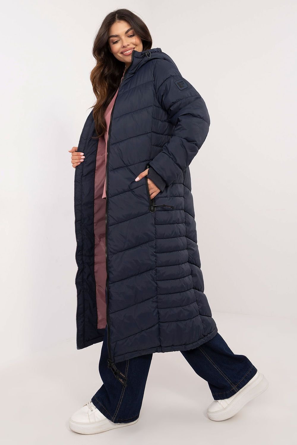 Elegant and comfortable long women's jacket