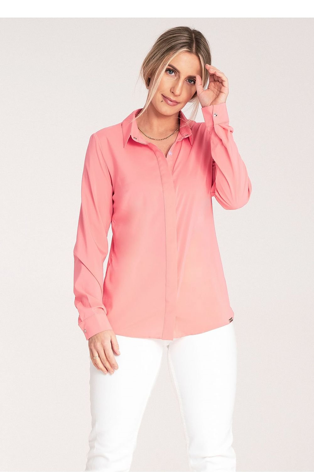 Long sleeve Classic women's shirt