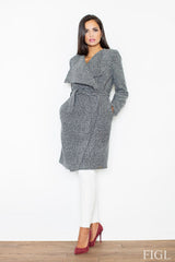 Elegant oversize autumn coat