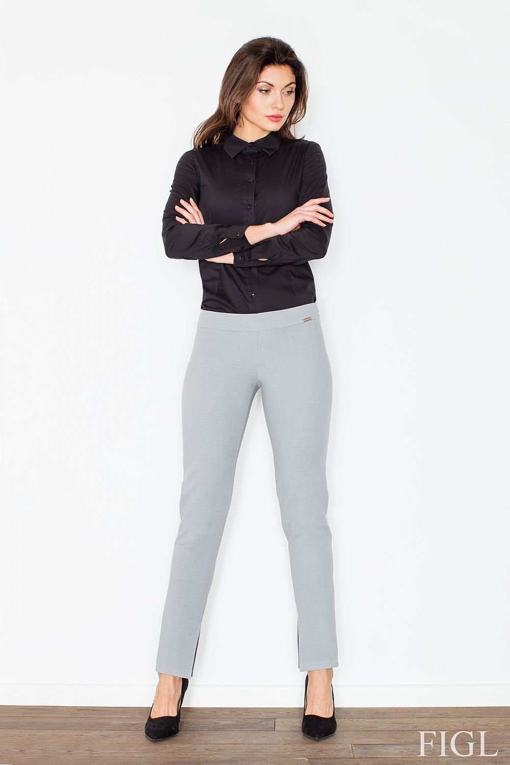 Straight cut women's trousers