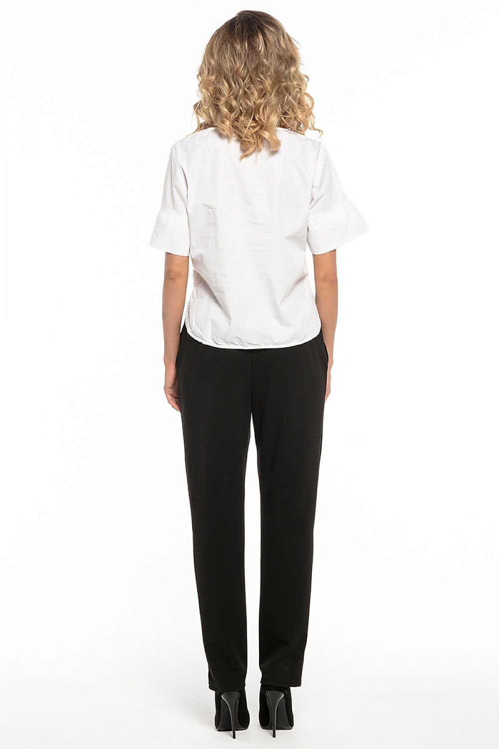 Elegant trousers with edge and pockets