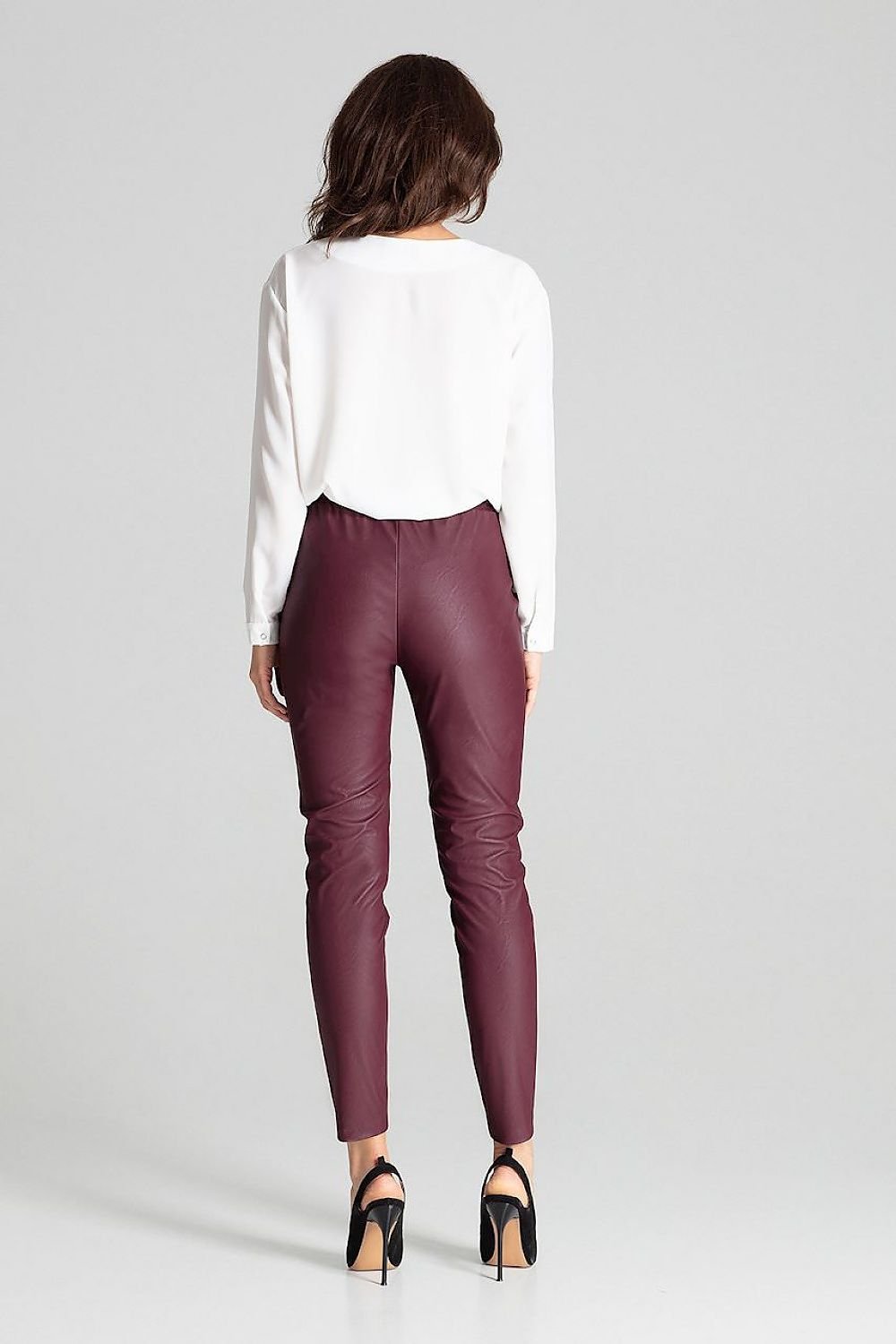 Black tailored trousers in eco-leather