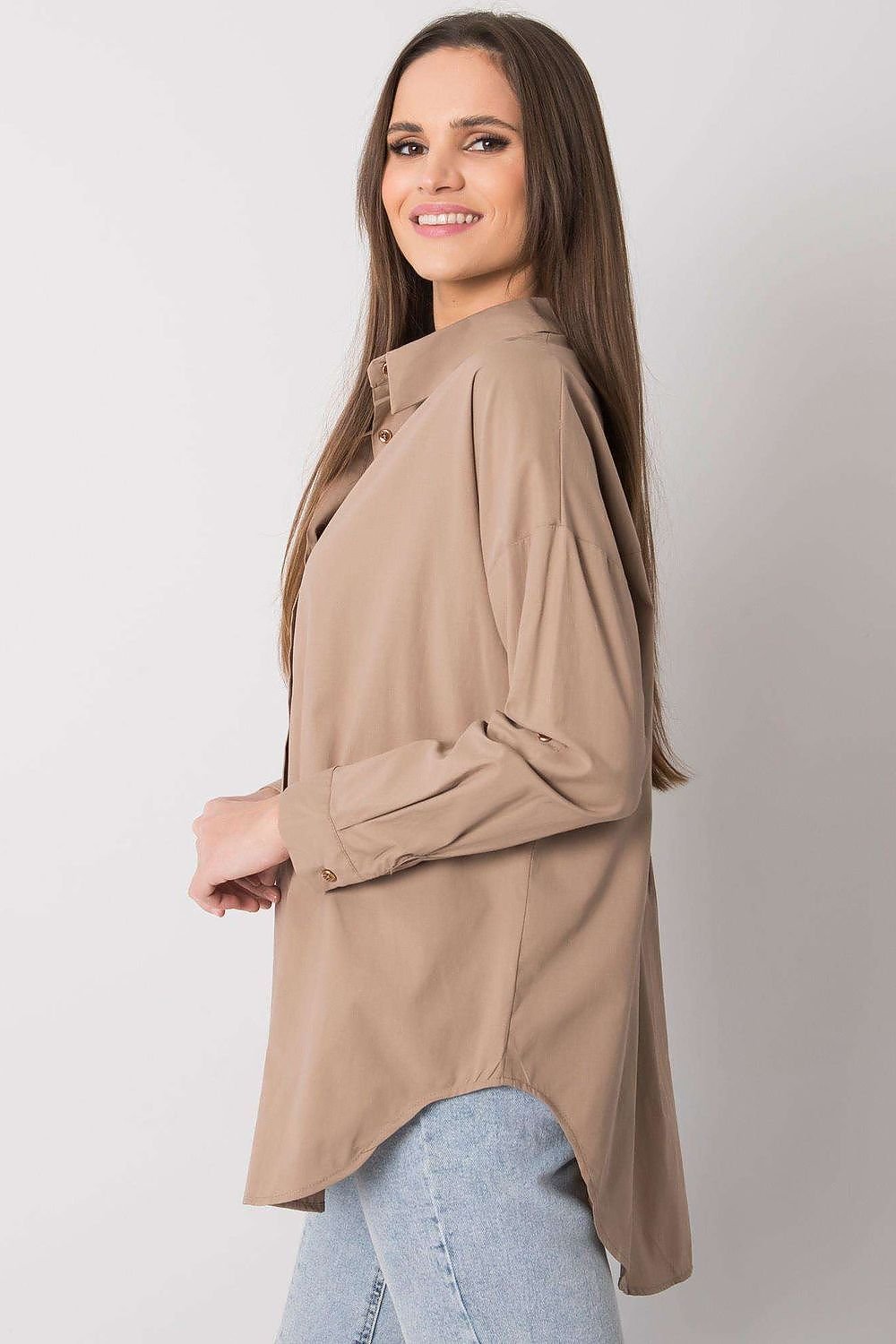 Women fashion long sleeve shirt with a casual cut, button down closure