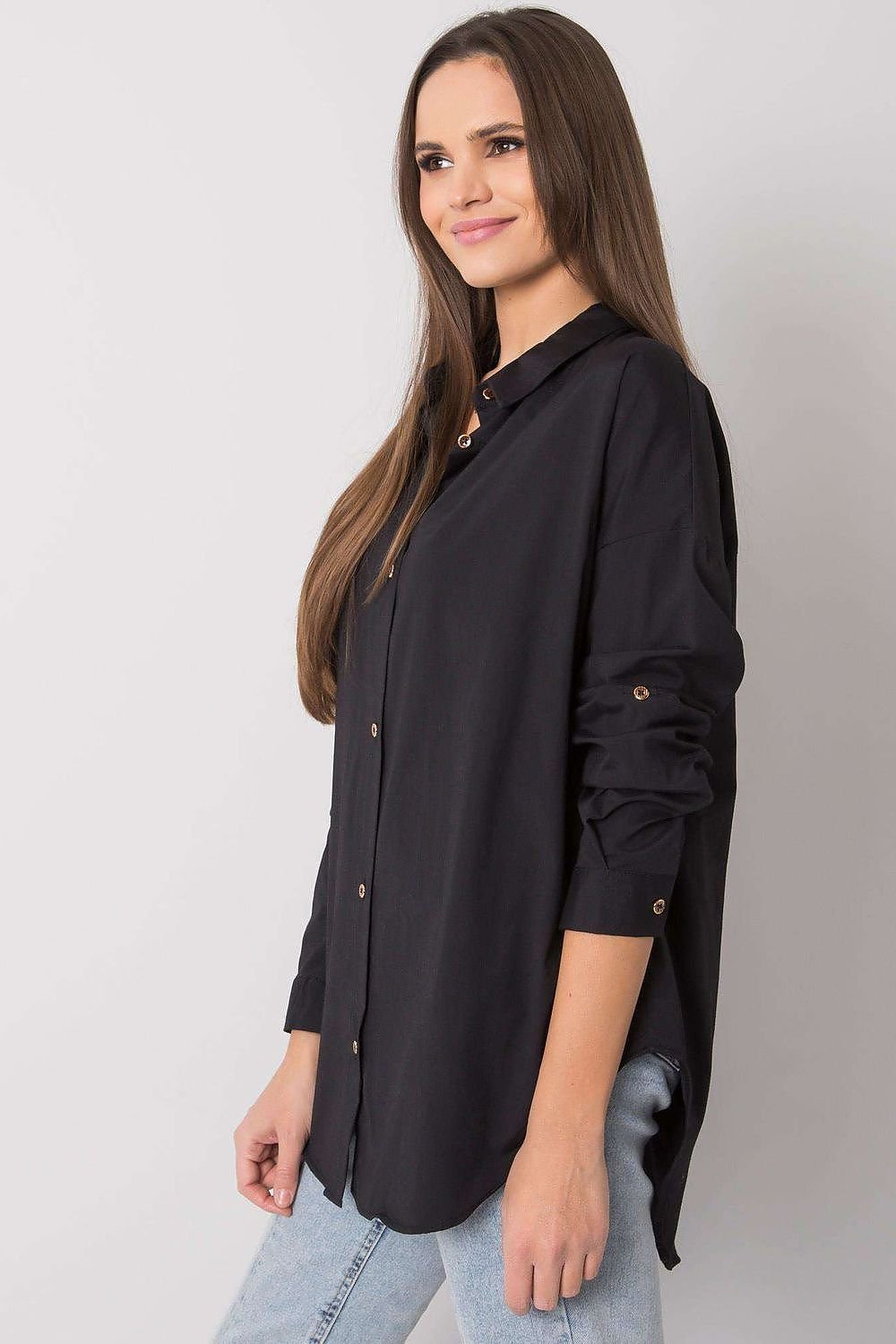 Women fashion long sleeve shirt with a casual cut, button down closure