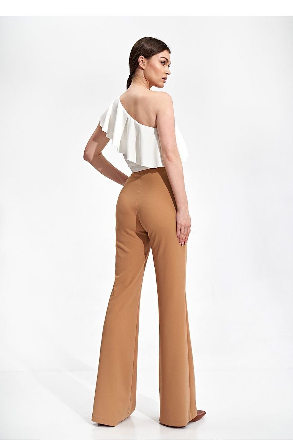 Bell bottoms made of stretch fabric