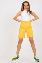 Higher-waisted shorts with zipper and button closure