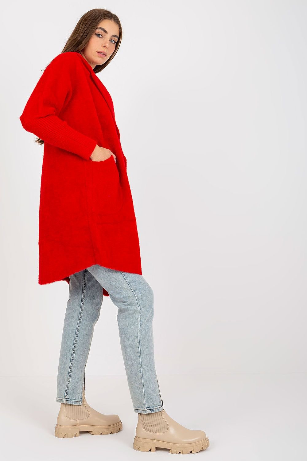 Women's coat with long sleeves