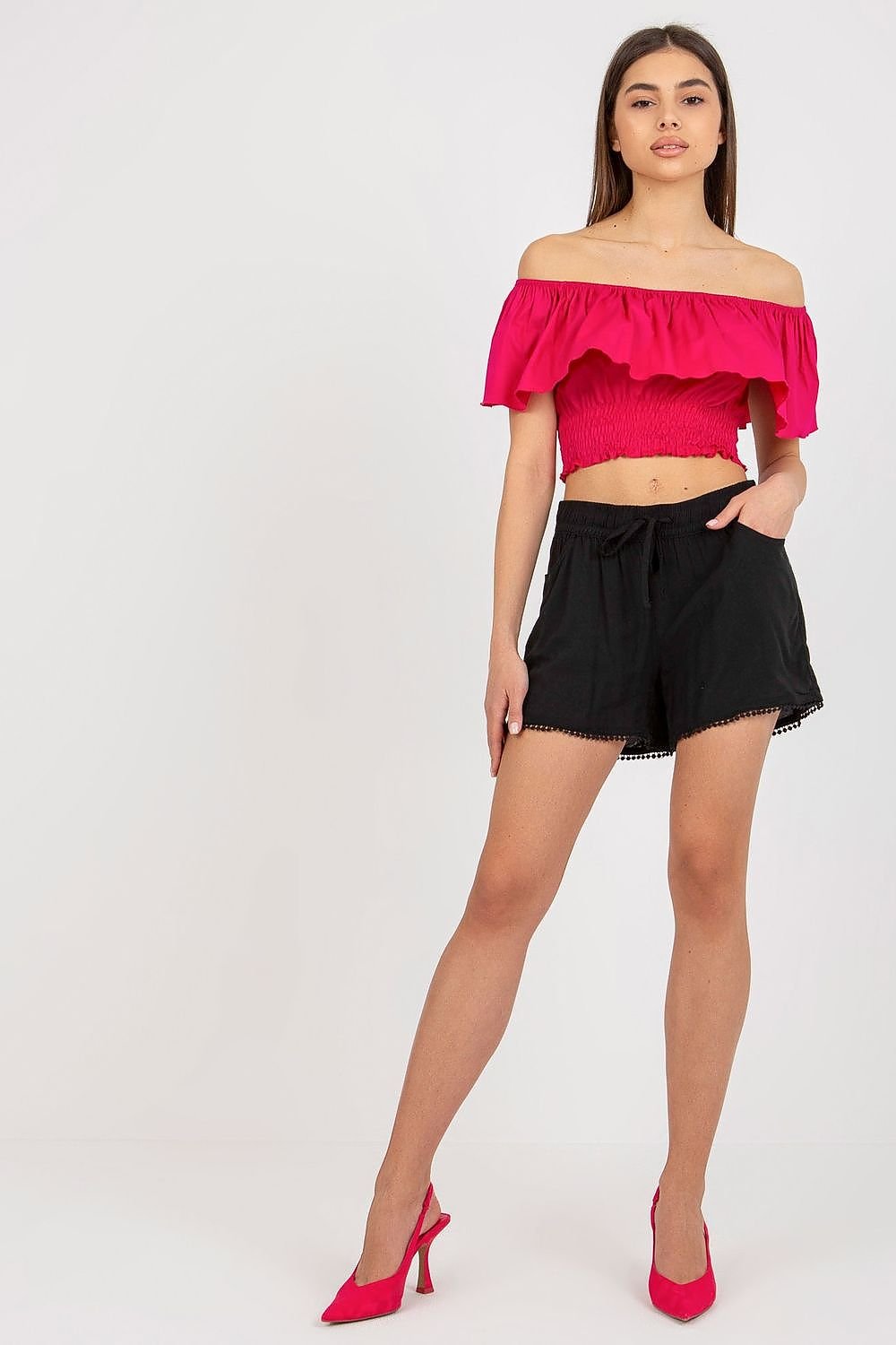 Women's shorts with tie waist