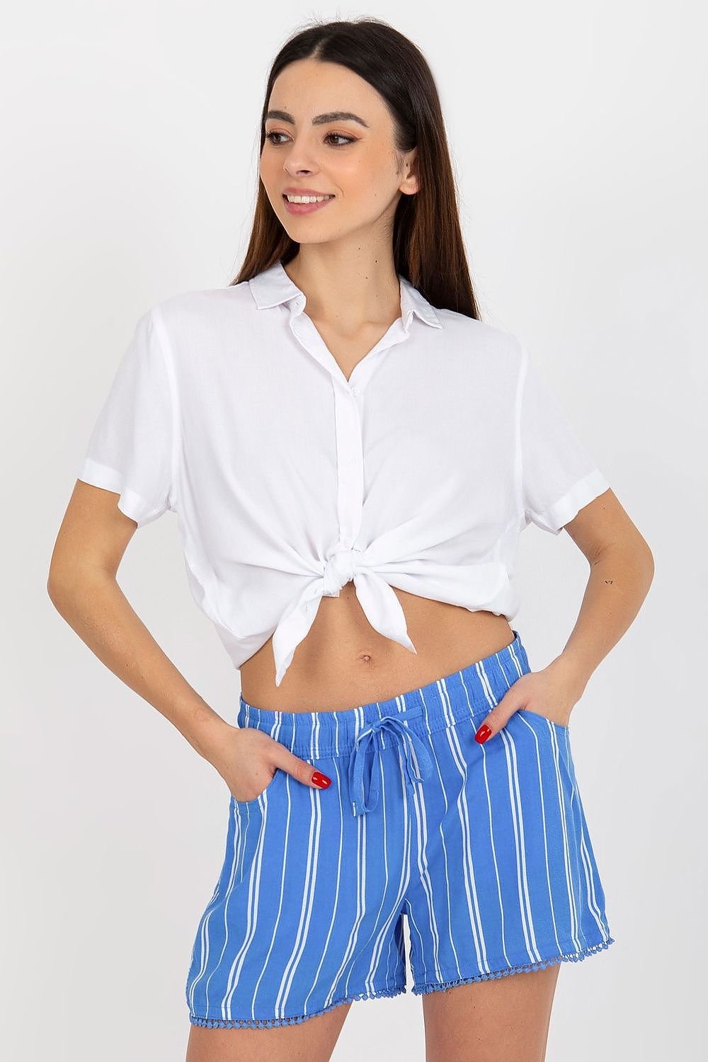 Women's shorts with tie waist