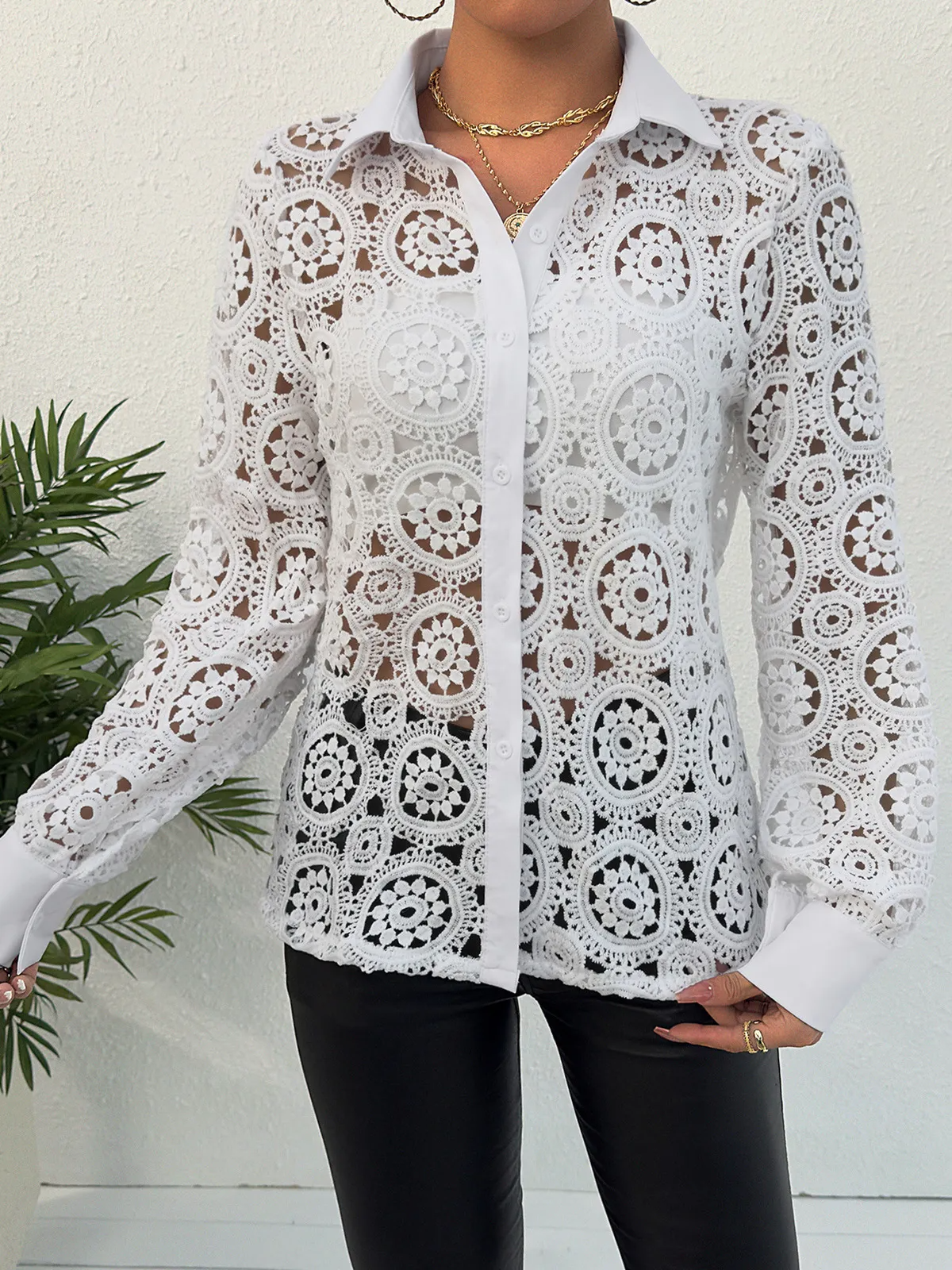 Women Fashion V-Neck Lace Long Sleeve Shirt